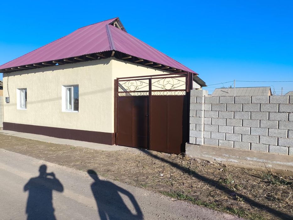 Шубарсуда жана уй сатылады