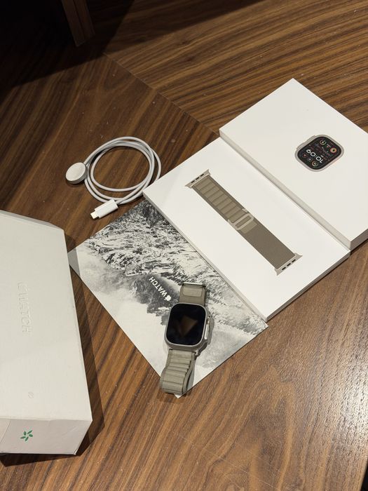 Apple Watch Ultra 2 Natural Alpine Loop