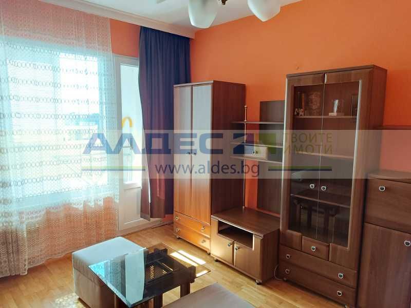 Дава се под наем Едностаен апартамент в София, Левски В - 49 кв.м за 357 € - Снимка #1