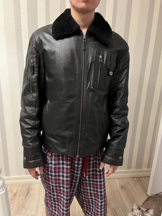 Продам кожаную куртку
