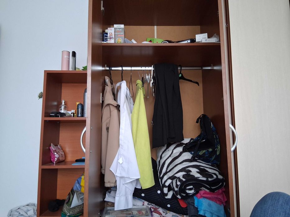 Dulap dormitor vand urgent