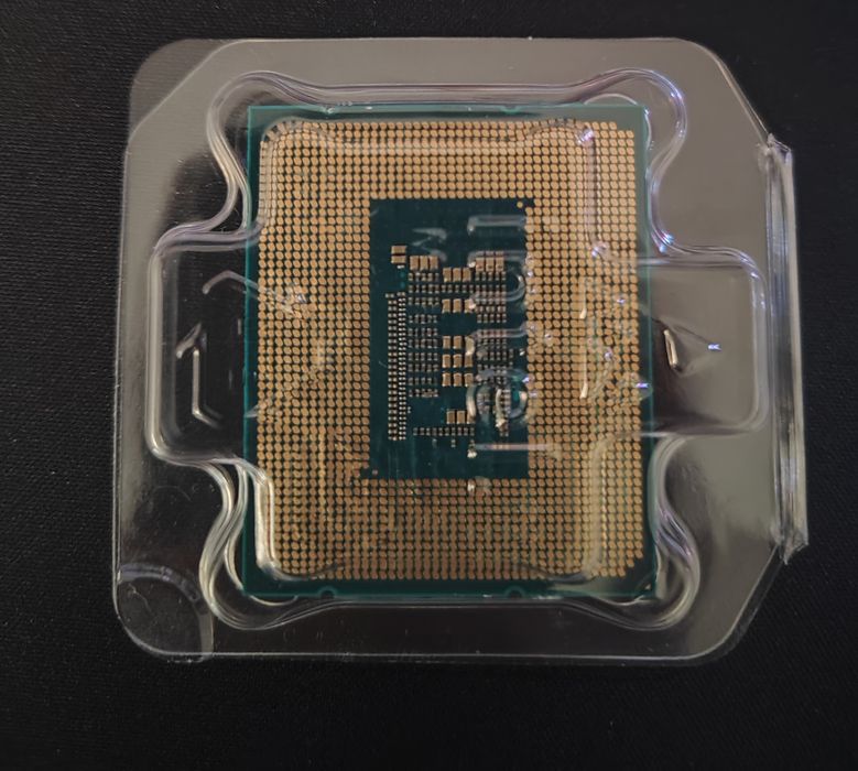 Intel Core I3-12100F
