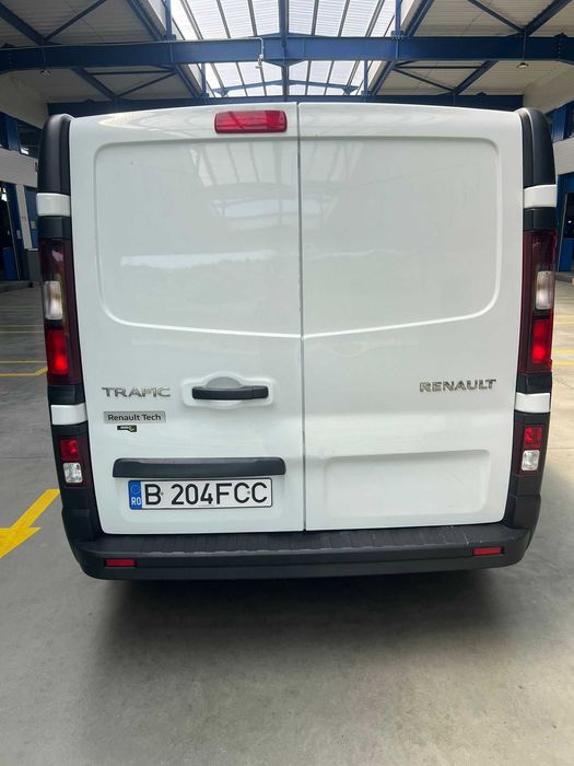 RENAULT Trafic 2020 — imagine 3