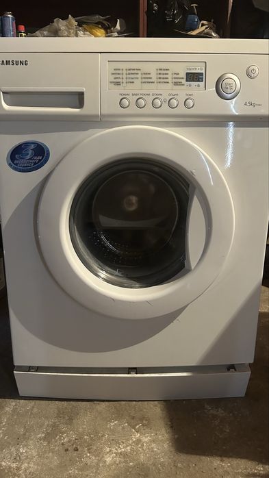 Продается стиральная машина.