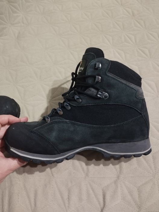 Bocanci Crispi piele naturala