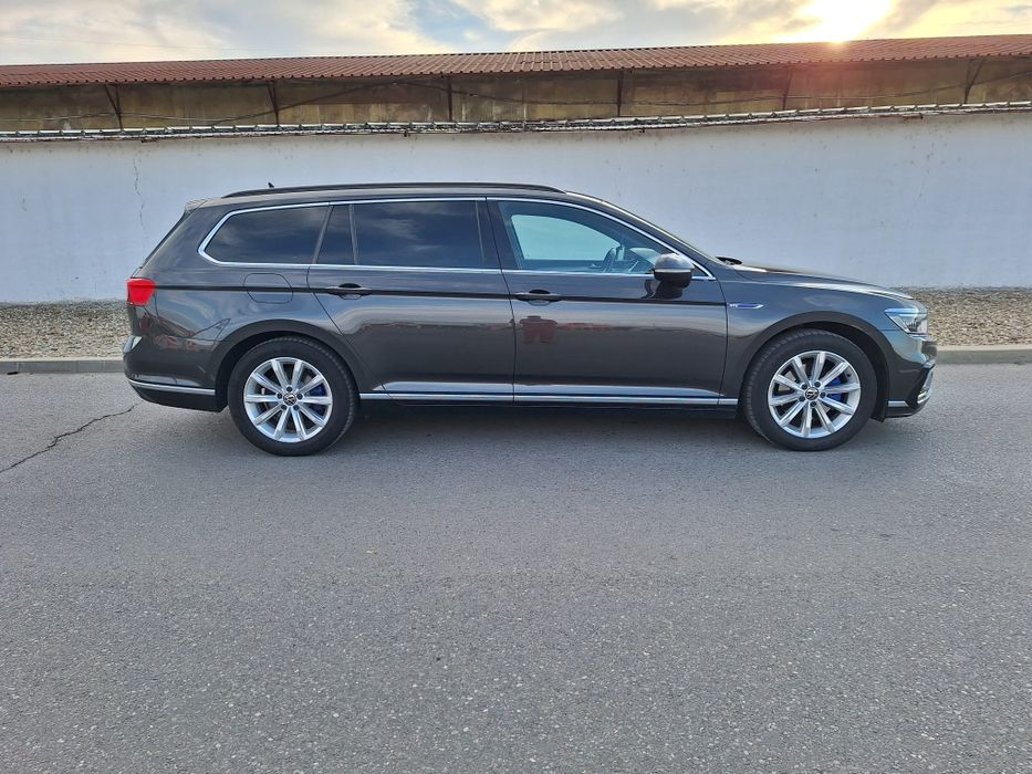 Volswgen Passat GTE Plug-in Hybrid 2021