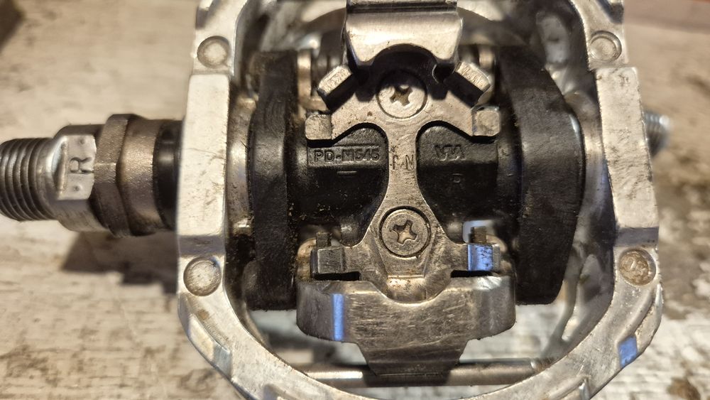 Vand pedale freeride Shimano M545