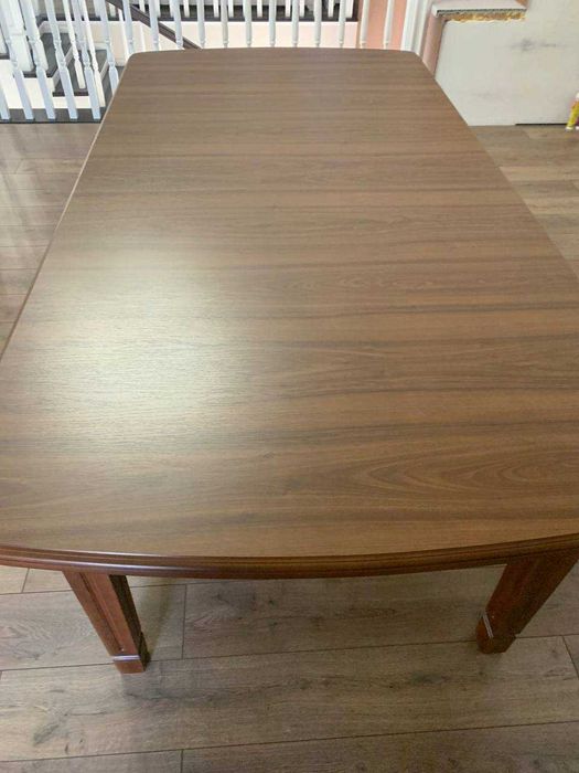 Стол мдф с натуральный шпон и масив каркас СРОЧНО