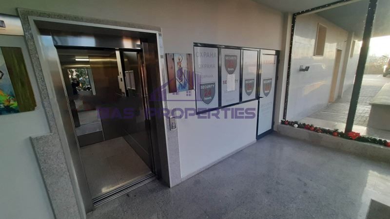 Продава се Тристаен апартамент в София, Обеля 1 - 110 кв.м за 2573 €/кв.м - Снимка #1