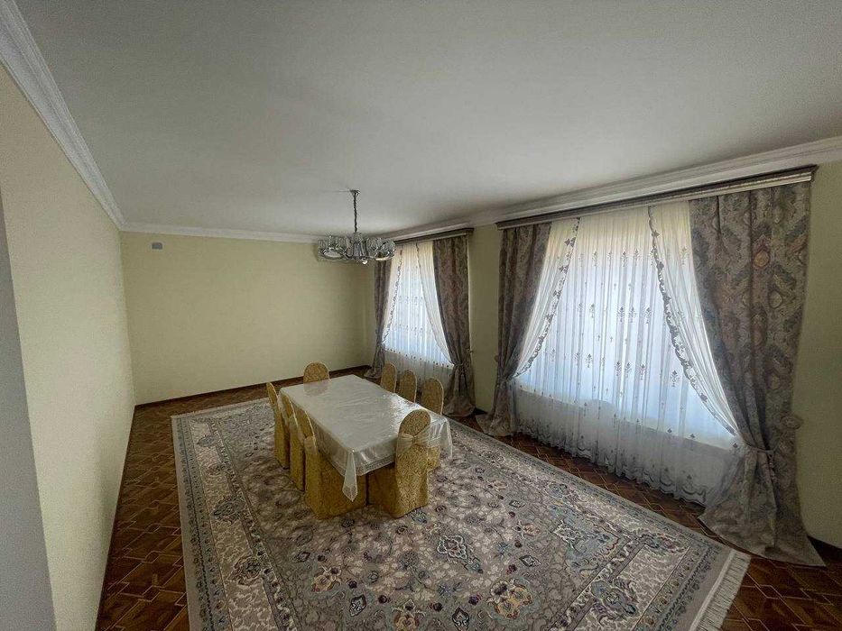 уй сотилади. Дормонда 6 сотих замонавий, новостройка килиб курилган.