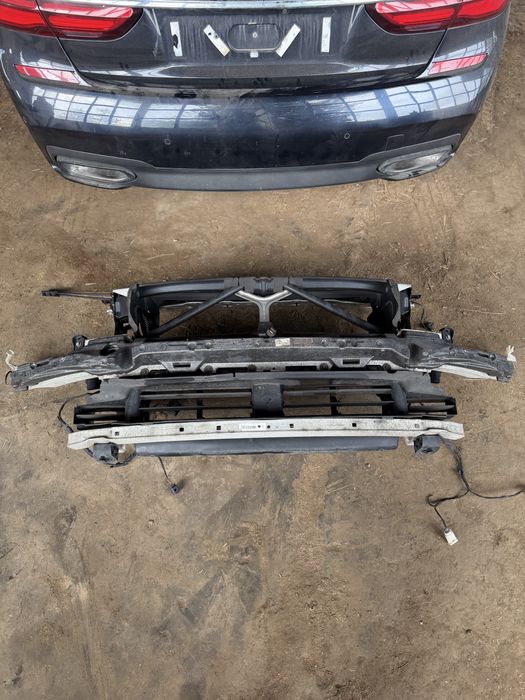 Маска очиларка бмв 7 г11 г12 (maska bmw g11 g12)