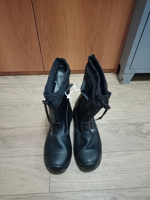 Зимние сапоги новые