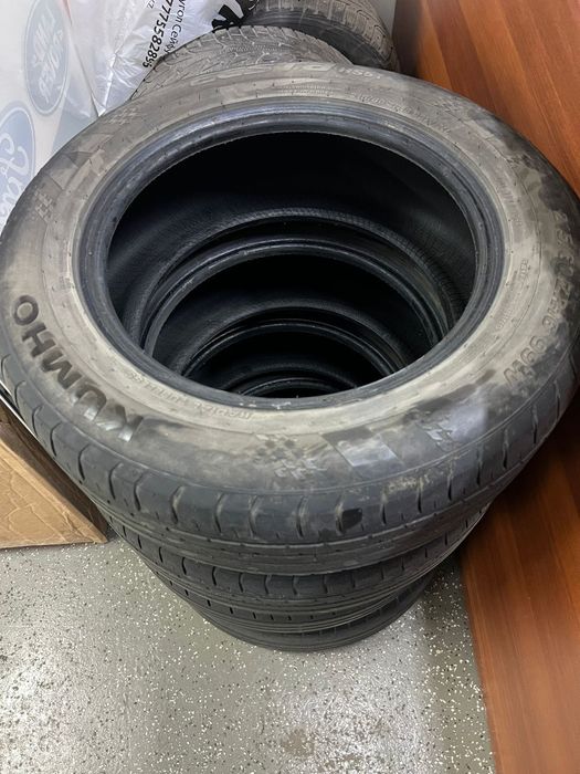 Продам шины Kumho 215/60