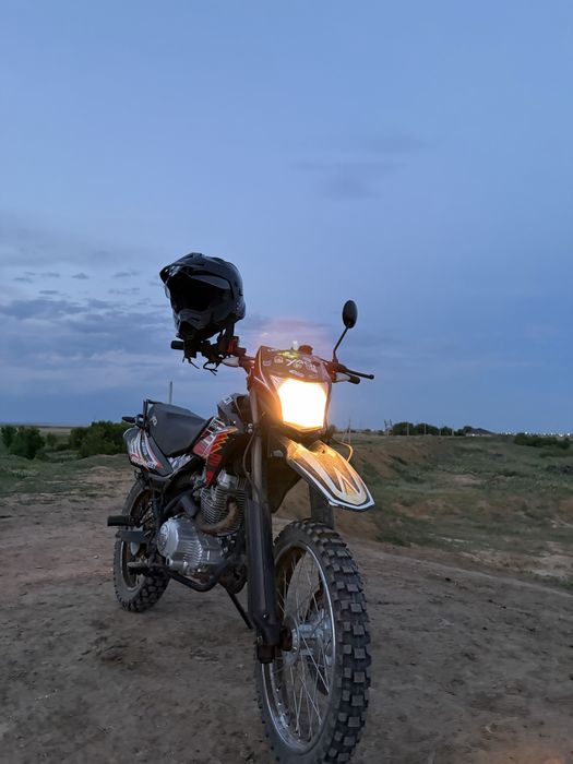 Продам мотоцикл Yaqi 250 tornado