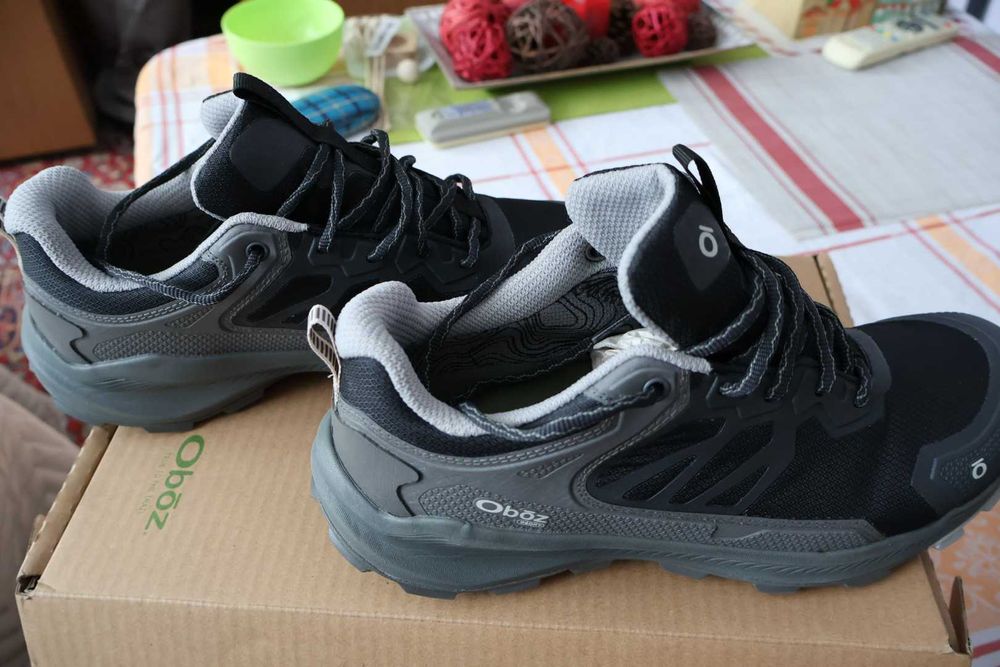 Нови туристически трекинг обувки Oboz