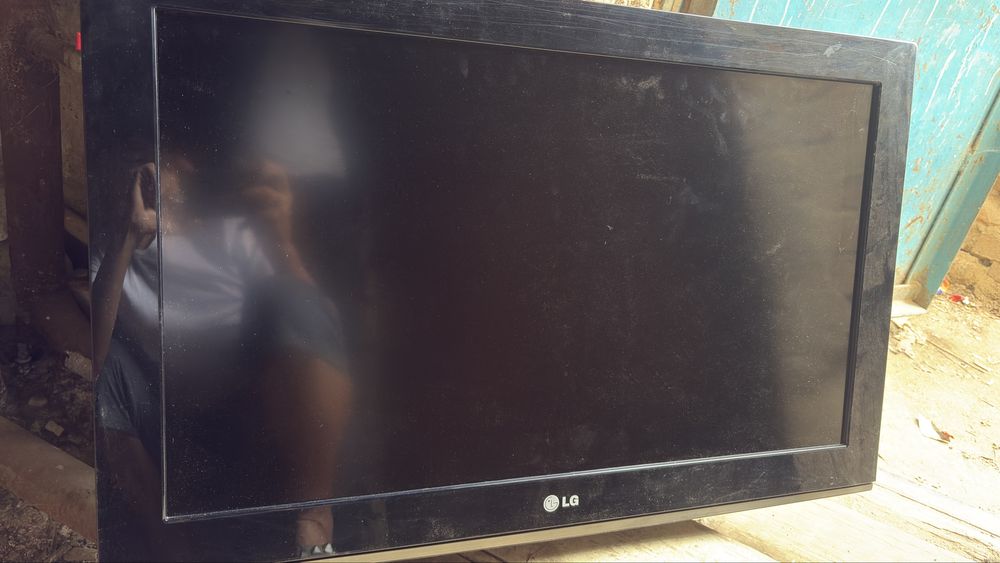 Телевизор LG 32LK330