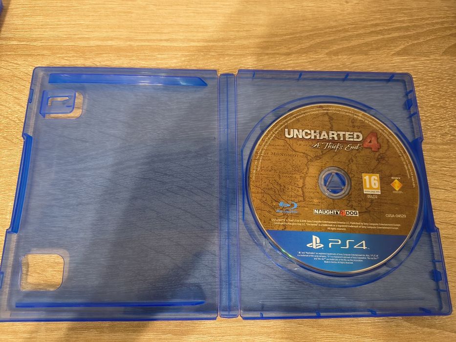 Uncharted 4 ps4 !