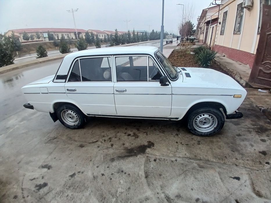 Vaz 2106 sotiladi
