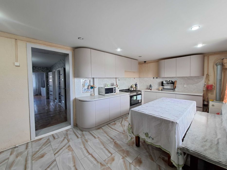 Продам  дом в с. Садовое