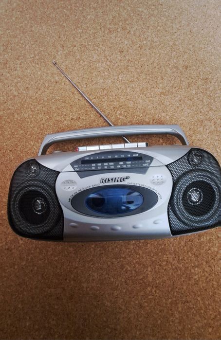 Радиокасетофон"Rising"