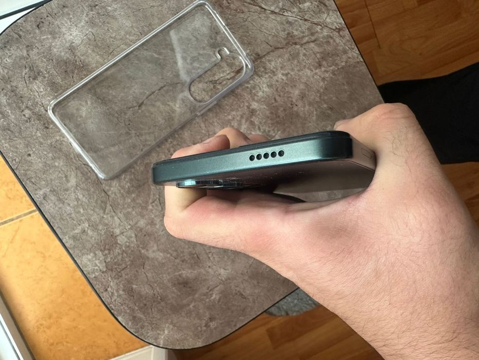 Продам VIVO Y04 128GB