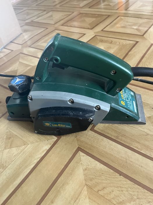 Элетрорубанок LIBANG