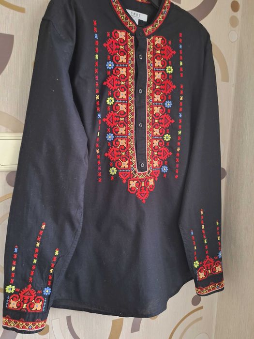 Везана мъжка риза