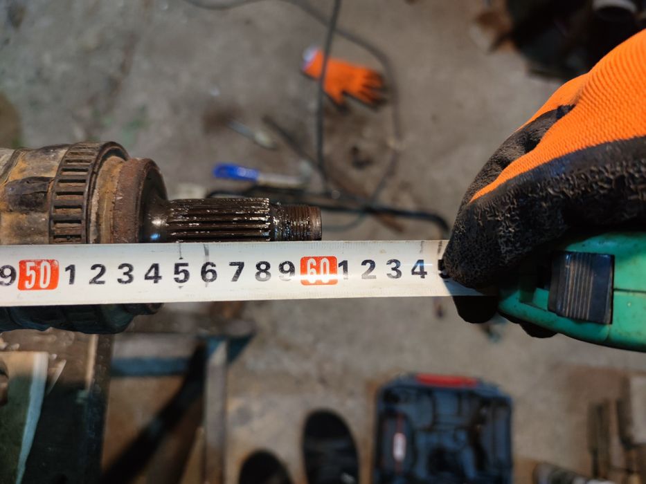 Задна Полуоска БМВ е46 325xi 330d 330xi 330i 325i