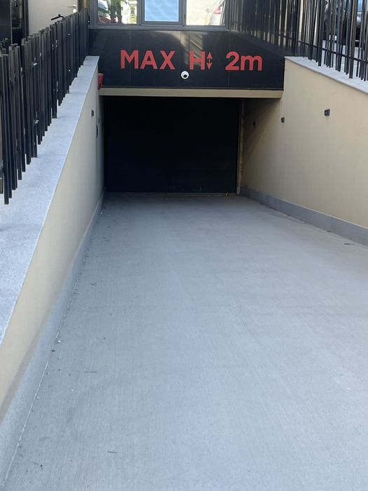 Продава се Тристаен апартамент в Пловдив, Западен - 134 кв.м за 1493 €/кв.м - Снимка #4