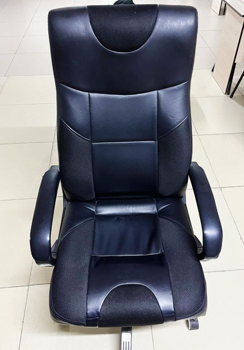 Кресло б/у состояние новый