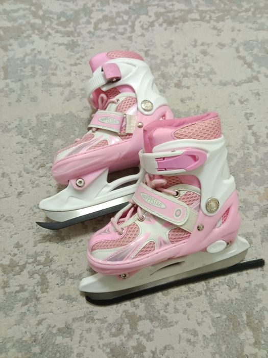 Коньки.          .