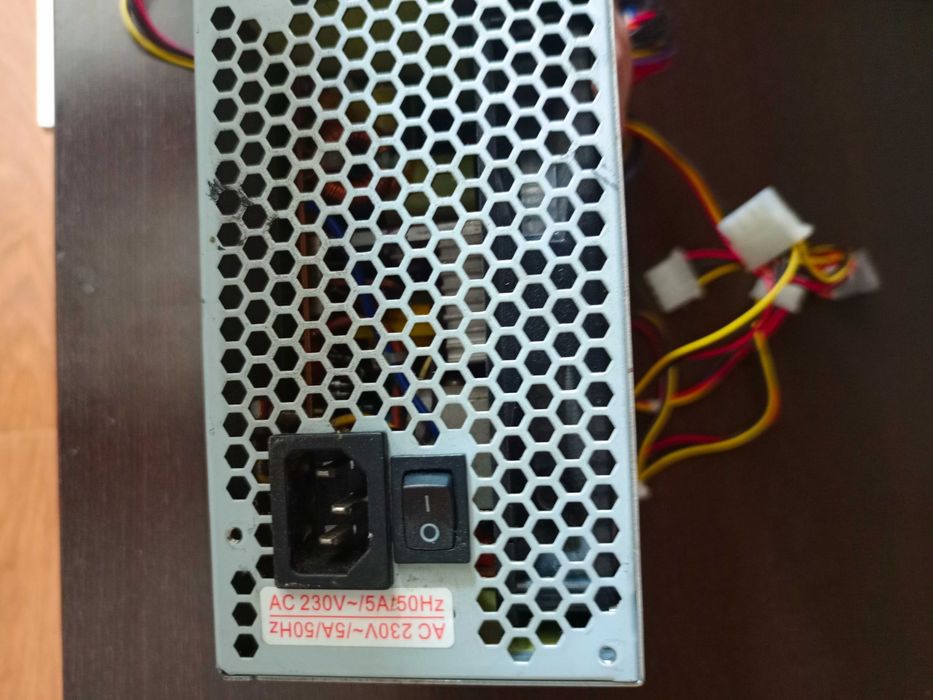 Продам блок питания для пк 650 вват