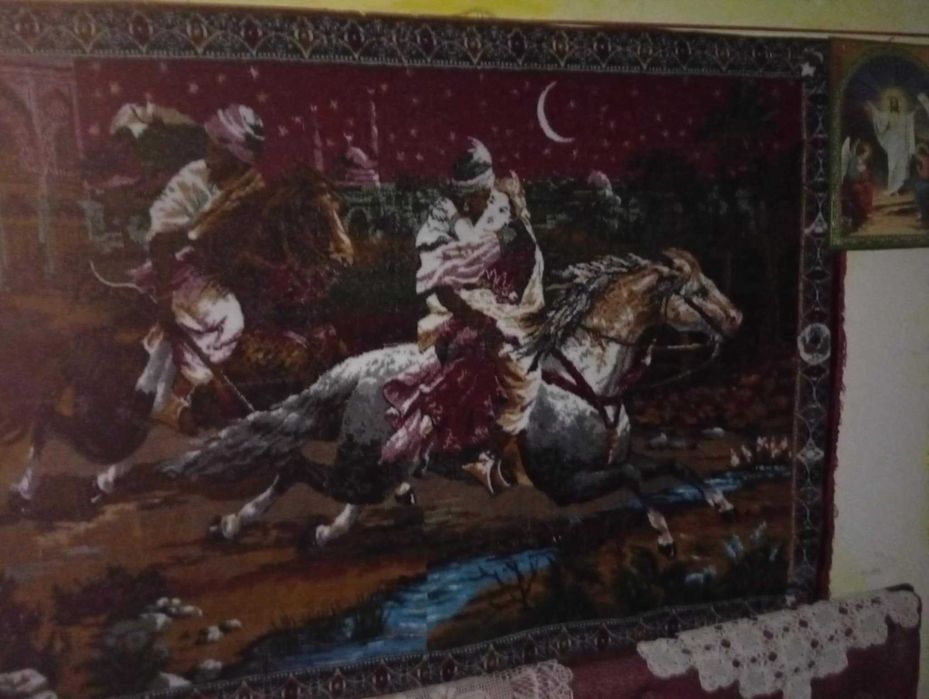 Vand carpeta cu rapirea din serai FOARTE VECHE