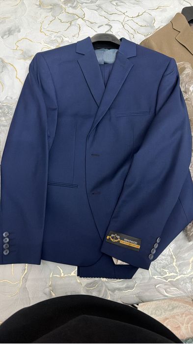 Мужские костюмы