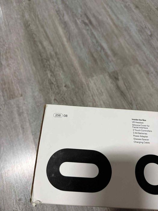 Vand ochelari Vr ca noi