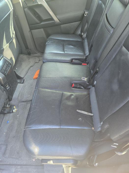 Dezmembrez Toyota Land Cruiser J150 2.7 benzina 2TR-FE 120KW an 2012