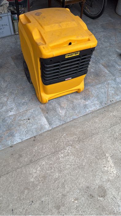 Inchiriez dezumidificator , tun  caldura