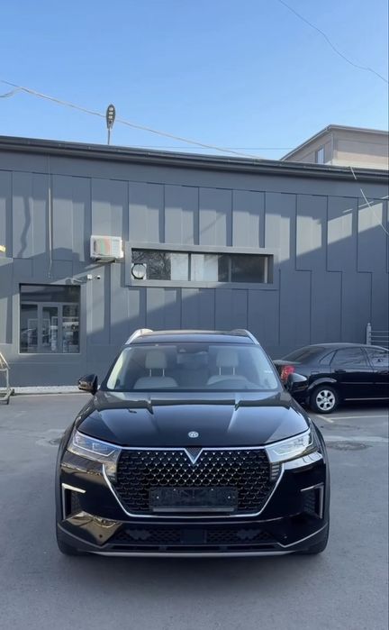 Nissan venucia haydawga tayor