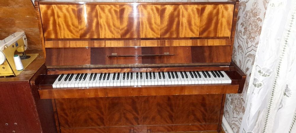 Нокис каласында пианино сатылады зор, саз.