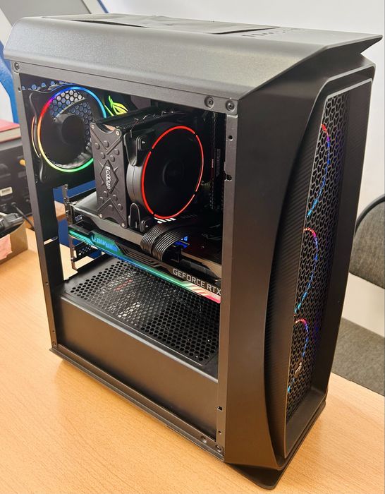 Системный блок  в отличном состоянии