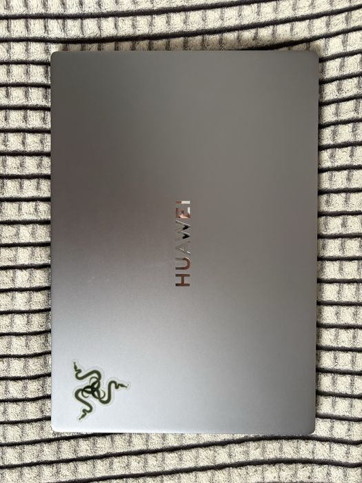 Huawei MateBook D16 8/512 GB