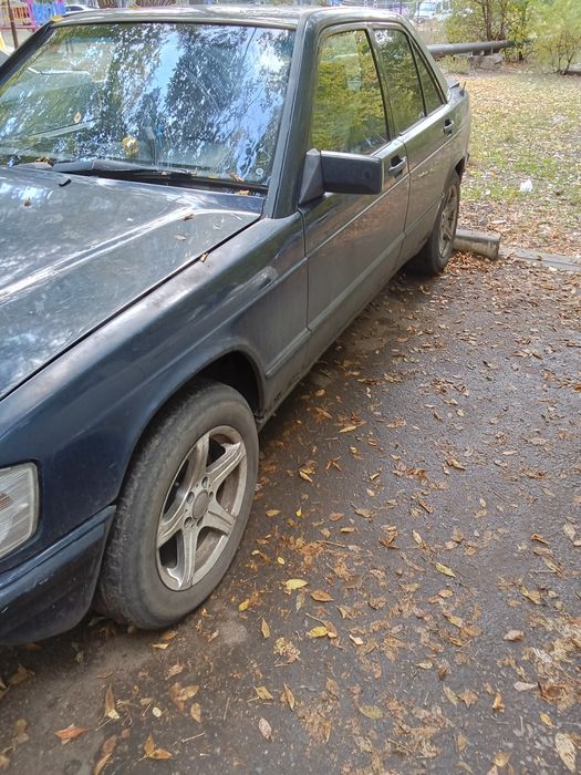 Продам Мерседес 190