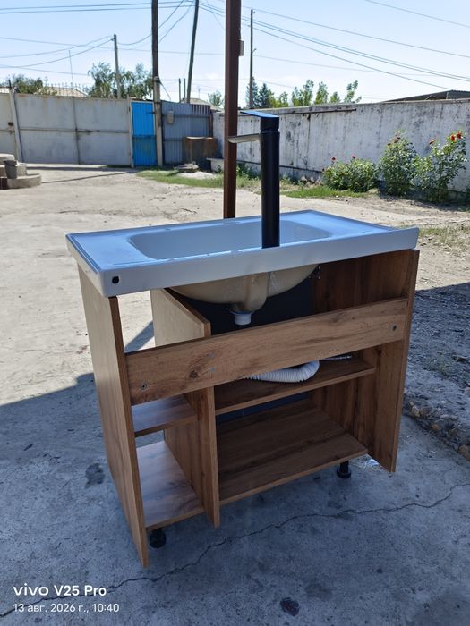 Раковина продам со сместителем