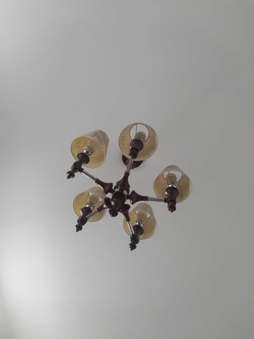 Б/у люстры состояние хорошие