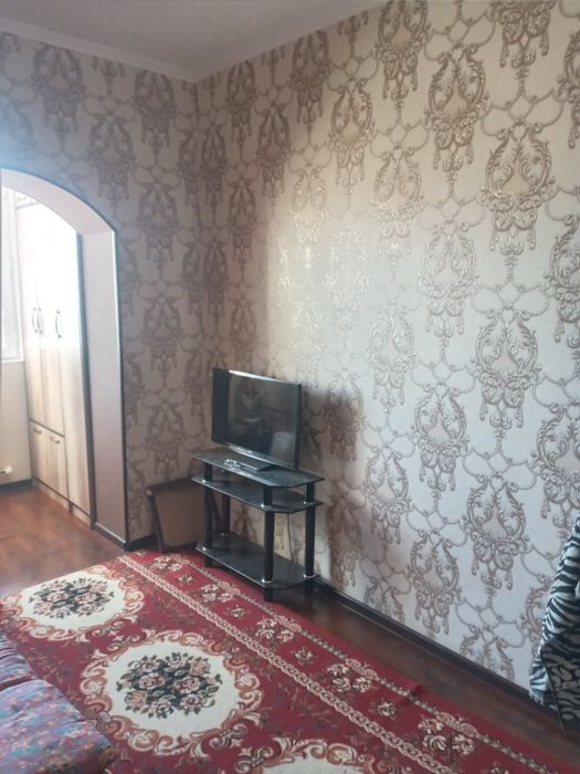 Продаётся квартира 23 мкр. 4-х комнатная