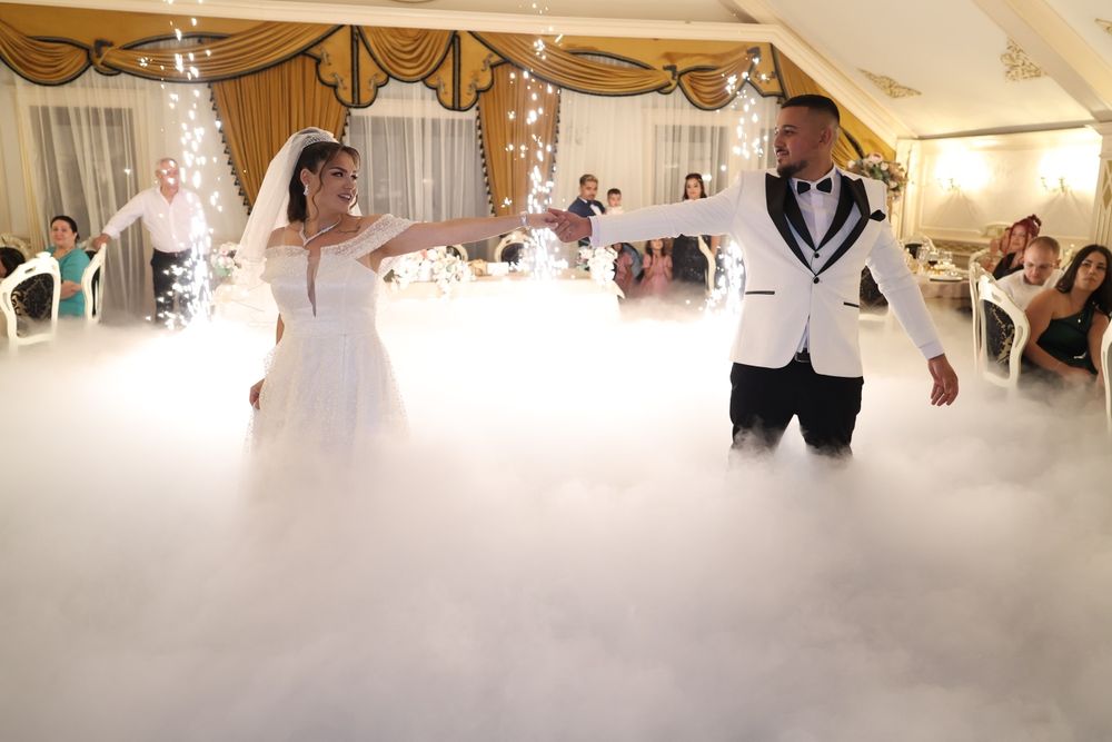 Fotograf + video pret botez cununie nunta