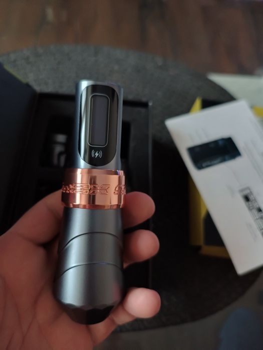 Машинка за татуиране татуировки Flux Max