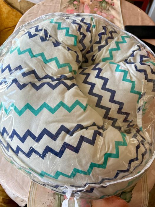 Възглавница за кърмене