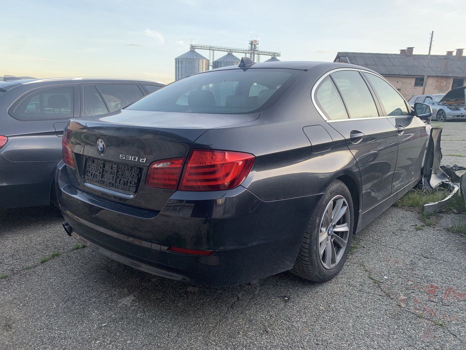 Продаваме на части бмв ф10 530хд 258кс bmw f10 530xd 258hp