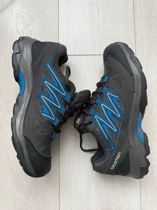 Incaltaminte drumetie Salomon gtx